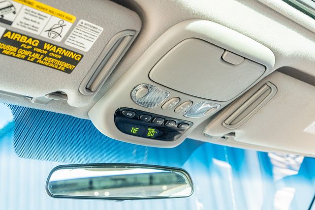 2006 Toyota Tundra SR5 4WD / CLEAN FOR AGE/MILES / CLEAN CARFAX | Austin, TX | Rocky Mountain Truck Stop Austin 2006 Toyota Tundra SR5 4WD / CLEAN FOR AGE/MILES / CLEAN CARFAX | Austin, TX | Rocky Mountain Truck Stop Austin