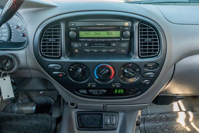 2006 Toyota Tundra SR5 4WD / CLEAN FOR AGE/MILES / CLEAN CARFAX | Austin, TX | Rocky Mountain Truck Stop Austin 2006 Toyota Tundra SR5 4WD / CLEAN FOR AGE/MILES / CLEAN CARFAX | Austin, TX | Rocky Mountain Truck Stop Austin