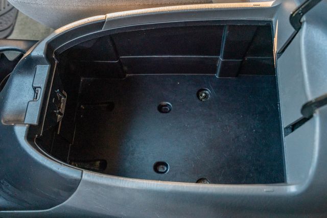 2006 Toyota Tundra SR5 4WD / CLEAN FOR AGE/MILES / CLEAN CARFAX | Austin, TX | Rocky Mountain Truck Stop Austin 2006 Toyota Tundra SR5 4WD / CLEAN FOR AGE/MILES / CLEAN CARFAX | Austin, TX | Rocky Mountain Truck Stop Austin