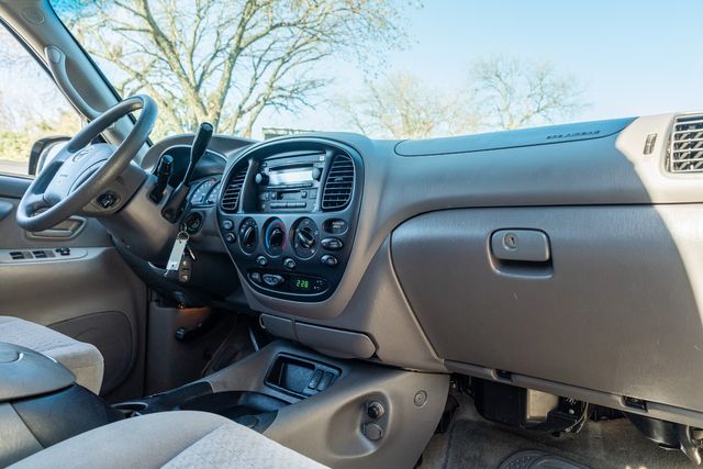 2006 Toyota Tundra SR5 4WD / CLEAN FOR AGE/MILES / CLEAN CARFAX | Austin, TX | Rocky Mountain Truck Stop Austin 2006 Toyota Tundra SR5 4WD / CLEAN FOR AGE/MILES / CLEAN CARFAX | Austin, TX | Rocky Mountain Truck Stop Austin