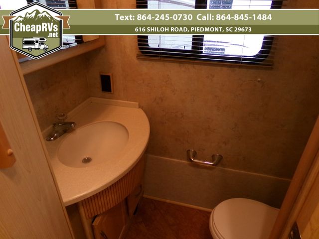 2006 Winnebago Tour 40kd  | Piedmont, SC | Cheap RV's LLC