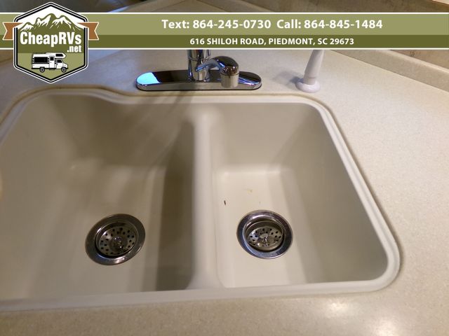 2006 Winnebago Tour 40kd  | Piedmont, SC | Cheap RV's LLC
