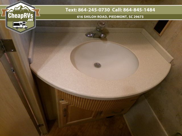 2006 Winnebago Tour 40kd  | Piedmont, SC | Cheap RV's LLC