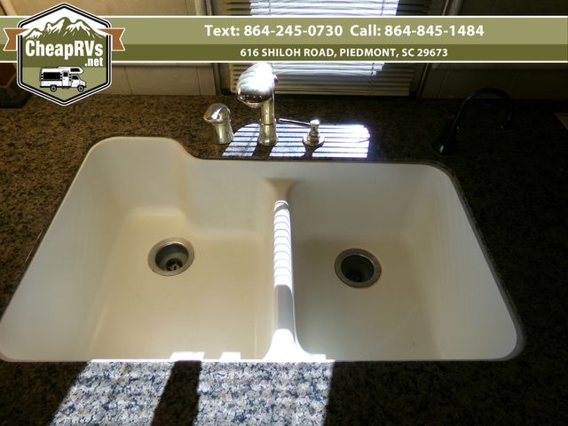 2007 Fleetwood American Heritage 45A ISX | Piedmont, SC | Cheap RV's LLC 2007 Fleetwood American Heritage 45A ISX | Piedmont, SC | Cheap RV's LLC
