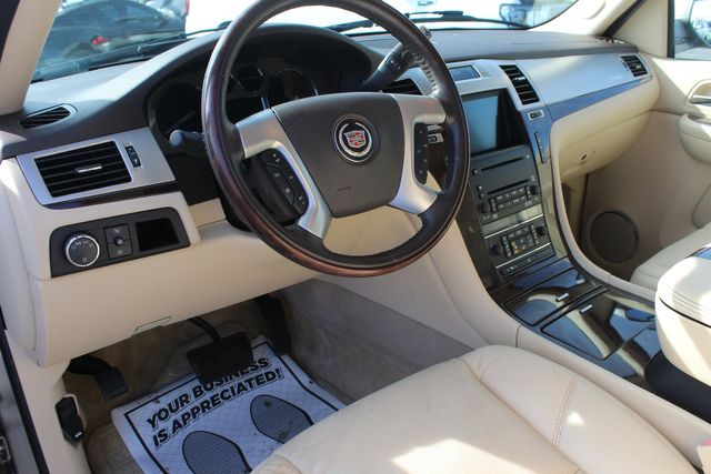 2007 Cadillac Escalade EXT AWD | Granite City, Illinois | MasterCars Company Inc. 2007 Cadillac Escalade EXT AWD | Granite City, Illinois | MasterCars Company Inc.