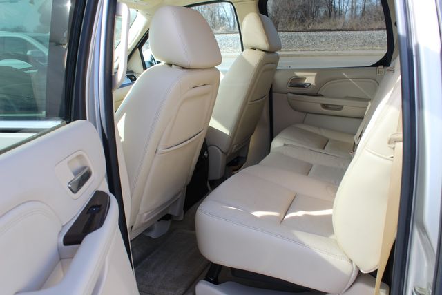 2007 Cadillac Escalade EXT AWD | Granite City, Illinois | MasterCars Company Inc. 2007 Cadillac Escalade EXT AWD | Granite City, Illinois | MasterCars Company Inc.