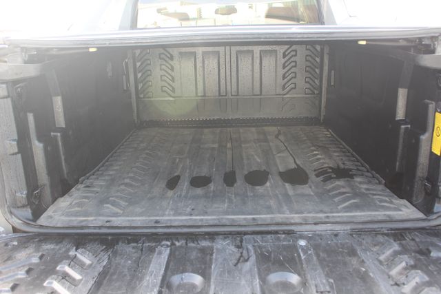 2007 Cadillac Escalade EXT AWD | Granite City, Illinois | MasterCars Company Inc. 2007 Cadillac Escalade EXT AWD | Granite City, Illinois | MasterCars Company Inc.