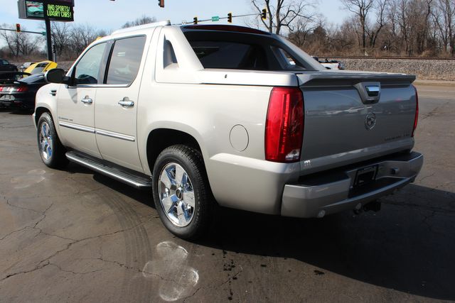 2007 Cadillac Escalade EXT AWD | Granite City, Illinois | MasterCars Company Inc. 2007 Cadillac Escalade EXT AWD | Granite City, Illinois | MasterCars Company Inc.