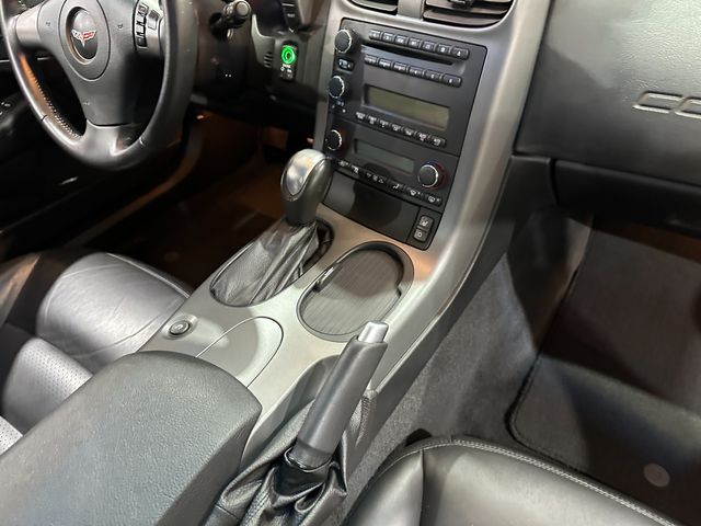 2007 Chevrolet Corvette Coupe 3LT, Z51, Glass Top, Auto, Chromes, Only 19k | Dallas, Texas | Corvette Warehouse 