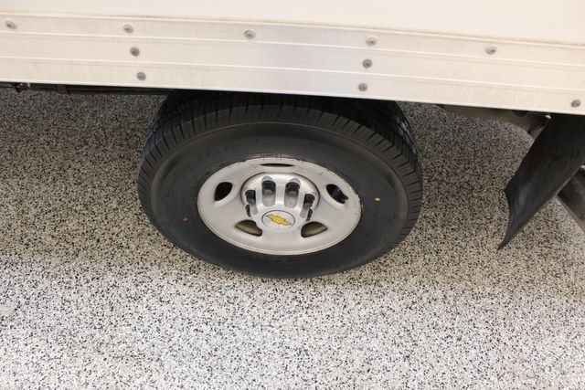 2007 Chevrolet Express Commercial Cutaway SRW | Roscoe, IL | Autoland Outlets 2007 Chevrolet Express Commercial Cutaway SRW | Roscoe, IL | Autoland Outlets