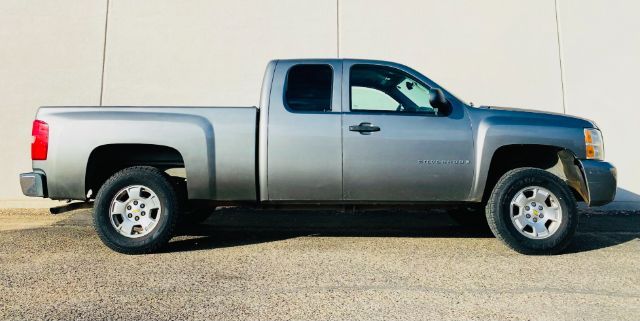 2007 Chevrolet Silverado 1500 LT1 Ext. Cab 2WD | Lubbock, TX | Chaparral Motors - Lubbock 2007 Chevrolet Silverado 1500 LT1 Ext. Cab 2WD | Lubbock, TX | Chaparral Motors - Lubbock