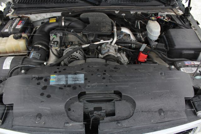 2007 Chevrolet Silverado 2500HD Long Bed 4WD | Roscoe, IL | Autoland Outlets 2007 Chevrolet Silverado 2500HD Long Bed 4WD | Roscoe, IL | Autoland Outlets