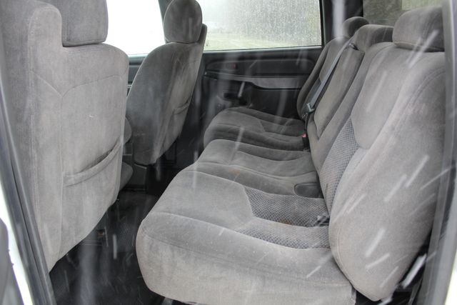 2007 Chevrolet Silverado 2500HD Long Bed 4WD | Roscoe, IL | Autoland Outlets 2007 Chevrolet Silverado 2500HD Long Bed 4WD | Roscoe, IL | Autoland Outlets