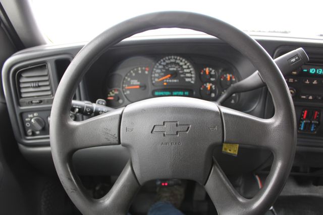 2007 Chevrolet Silverado 2500HD Long Bed 4WD | Roscoe, IL | Autoland Outlets 2007 Chevrolet Silverado 2500HD Long Bed 4WD | Roscoe, IL | Autoland Outlets
