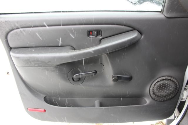 2007 Chevrolet Silverado 2500HD Long Bed 4WD | Roscoe, IL | Autoland Outlets 2007 Chevrolet Silverado 2500HD Long Bed 4WD | Roscoe, IL | Autoland Outlets