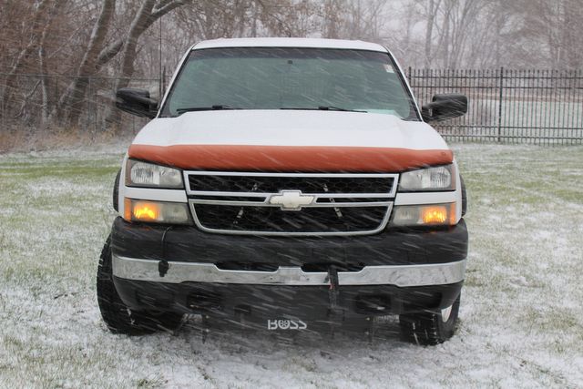 2007 Chevrolet Silverado 2500HD Long Bed 4WD | Roscoe, IL | Autoland Outlets 2007 Chevrolet Silverado 2500HD Long Bed 4WD | Roscoe, IL | Autoland Outlets