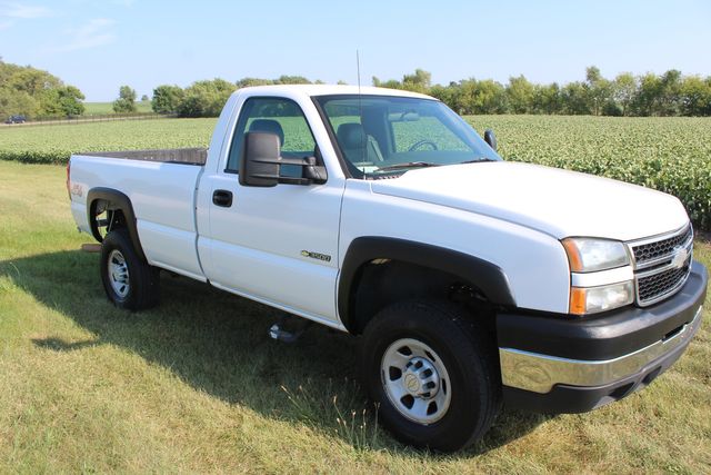 2007 Chevrolet Silverado 3500 Classic 4x4 Dumpbed Work Truck | Roscoe, IL | Autoland Outlets 2007 Chevrolet Silverado 3500 Classic 4x4 Dumpbed Work Truck | Roscoe, IL | Autoland Outlets