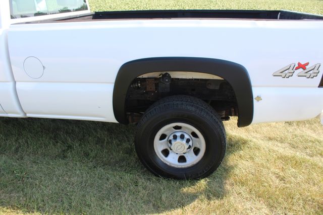 2007 Chevrolet Silverado 3500 Classic 4x4 Dumpbed Work Truck | Roscoe, IL | Autoland Outlets 2007 Chevrolet Silverado 3500 Classic 4x4 Dumpbed Work Truck | Roscoe, IL | Autoland Outlets