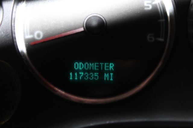 2007 Chevrolet Suburban LT | Roscoe, IL | Autoland Outlets