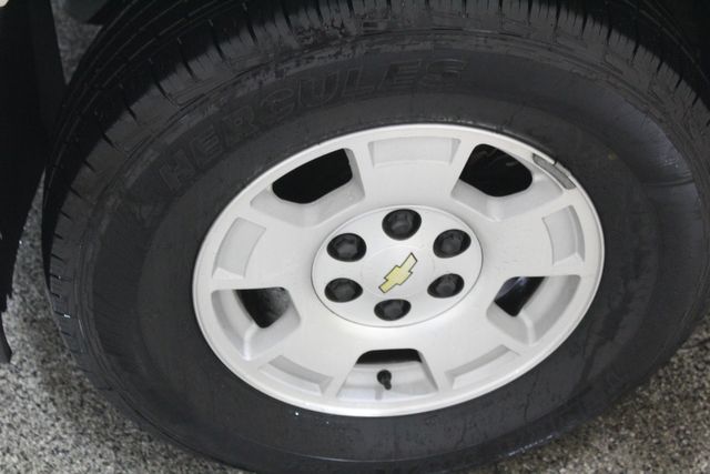 2007 Chevrolet Suburban LT | Roscoe, IL | Autoland Outlets