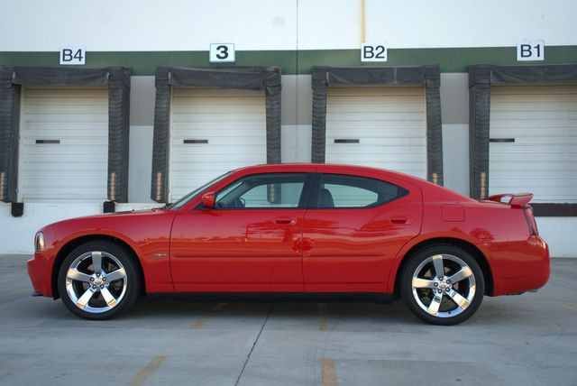 2007 Dodge Charger R/T Road/Track Package | Fresno, CA | 2K MOTORS 2007 Dodge Charger R/T Road/Track Package | Fresno, CA | 2K MOTORS