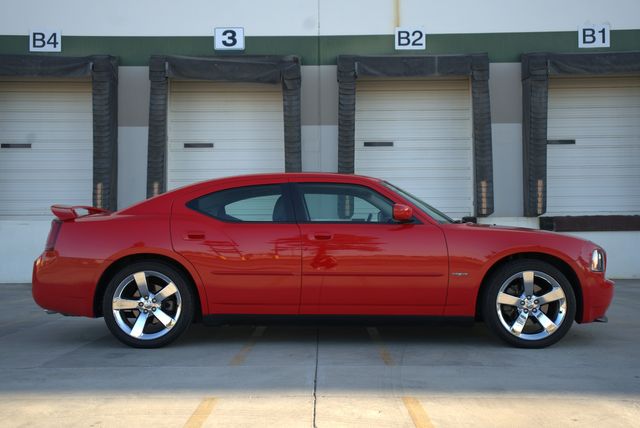 2007 Dodge Charger R/T Road/Track Package | Fresno, CA | 2K MOTORS 2007 Dodge Charger R/T Road/Track Package | Fresno, CA | 2K MOTORS