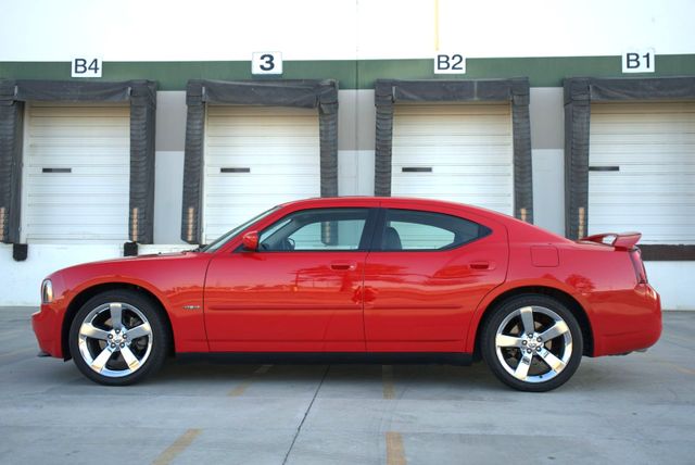 2007 Dodge Charger R/T Road/Track Package | Fresno, CA | 2K MOTORS 2007 Dodge Charger R/T Road/Track Package | Fresno, CA | 2K MOTORS