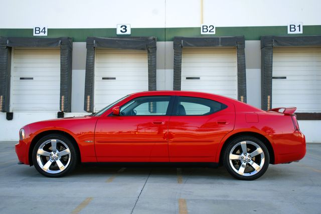 2007 Dodge Charger R/T Road/Track Package | Fresno, CA | 2K MOTORS 2007 Dodge Charger R/T Road/Track Package | Fresno, CA | 2K MOTORS