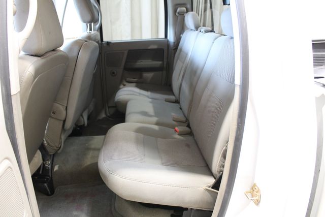 2007 Dodge Ram 2500 Longbed 4x4 Diesel Manual SLT | Roscoe, IL | Autoland Outlets 2007 Dodge Ram 2500 Longbed 4x4 Diesel Manual SLT | Roscoe, IL | Autoland Outlets