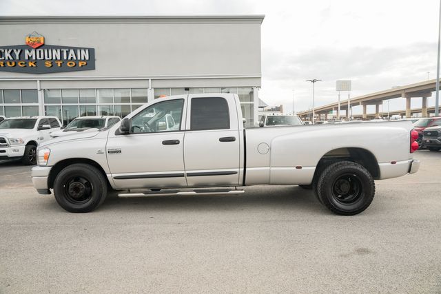 2007 Dodge Ram 3500 SLT LONG BED DRW RWD / 5.9L CUMMINS | Austin, TX | Rocky Mountain Truck Stop Austin