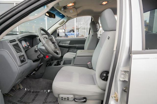 2007 Dodge Ram 3500 SLT LONG BED DRW RWD / 5.9L CUMMINS | Austin, TX | Rocky Mountain Truck Stop Austin 2007 Dodge Ram 3500 SLT LONG BED DRW RWD / 5.9L CUMMINS | Austin, TX | Rocky Mountain Truck Stop Austin