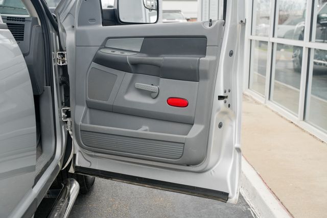 2007 Dodge Ram 3500 SLT LONG BED DRW RWD / 5.9L CUMMINS | Austin, TX | Rocky Mountain Truck Stop Austin 2007 Dodge Ram 3500 SLT LONG BED DRW RWD / 5.9L CUMMINS | Austin, TX | Rocky Mountain Truck Stop Austin