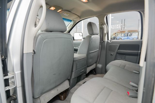 2007 Dodge Ram 3500 SLT LONG BED DRW RWD / 5.9L CUMMINS | Austin, TX | Rocky Mountain Truck Stop Austin