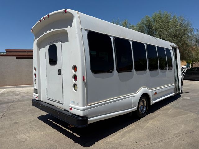 2007 Ford E450 Super Duty Odyssey 20 Passenger Bus