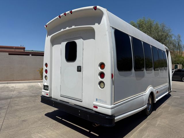 2007 Ford E450 Super Duty Odyssey 20 Passenger Bus