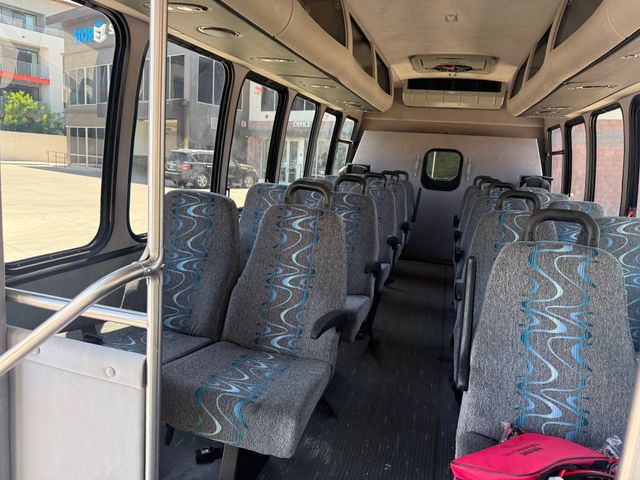 2007 Ford E450 Super Duty Odyssey 20 Passenger Bus