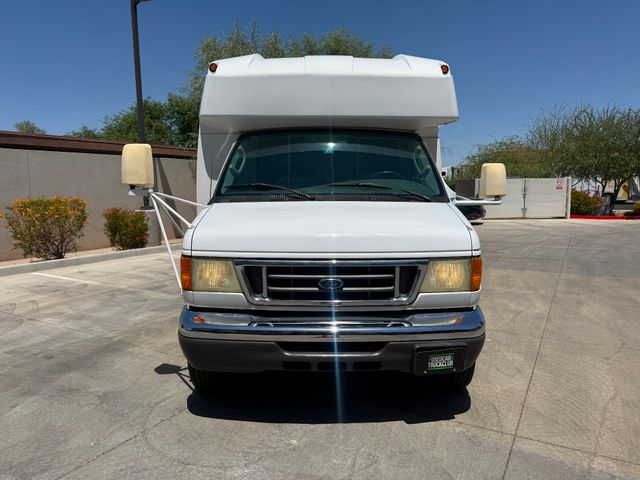 2007 Ford E450 Super Duty Odyssey 20 Passenger Bus