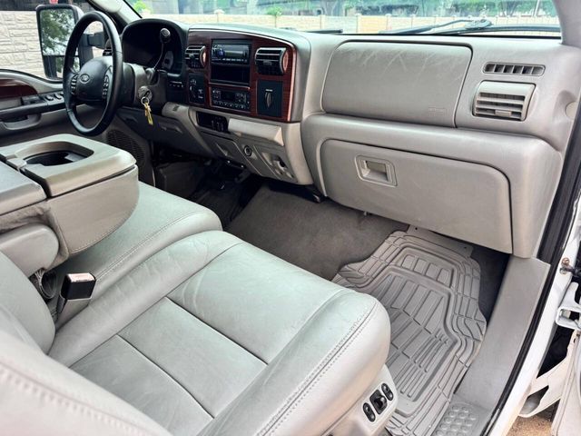 2007 Ford F-250 Super Duty Lariat 4dr Crew Cab 4WD SB | Houston, TX | Houston Auto Credit 2007 Ford F-250 Super Duty Lariat 4dr Crew Cab 4WD SB | Houston, TX | Houston Auto Credit