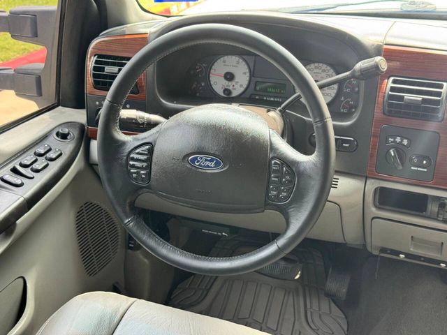 2007 Ford F-250 Super Duty Lariat 4dr Crew Cab 4WD SB | Houston, TX | Houston Auto Credit 2007 Ford F-250 Super Duty Lariat 4dr Crew Cab 4WD SB | Houston, TX | Houston Auto Credit