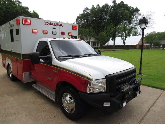 2007 Ford F-350 Ambulance w/Bulletproofed/Def Deleted Powerstroke Diesel