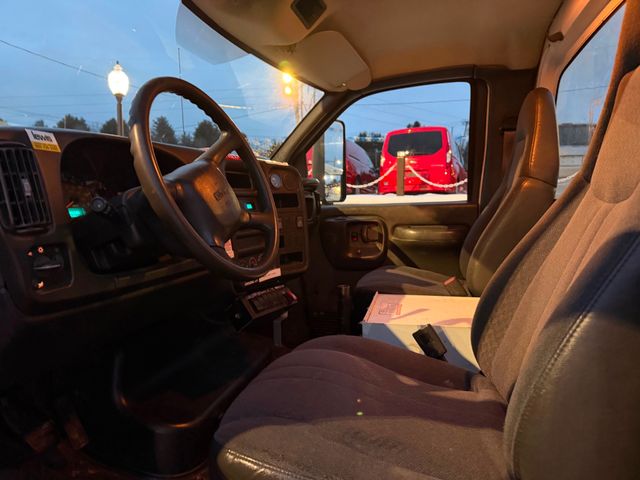 2007 GMC 5500 Altec 42'