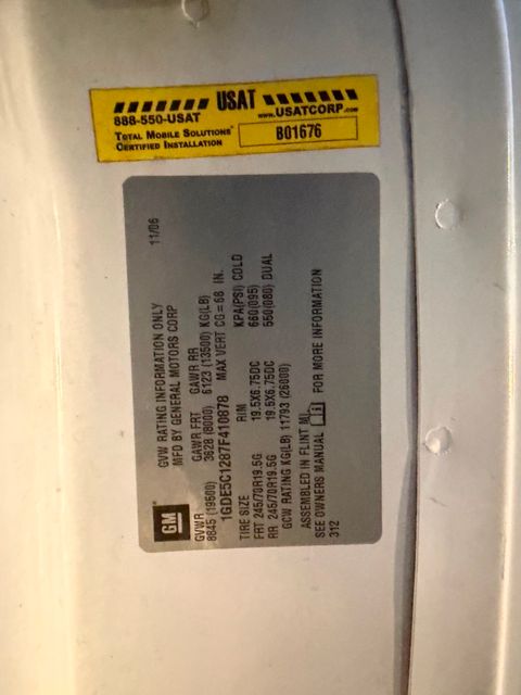 2007 GMC 5500 Altec 42'