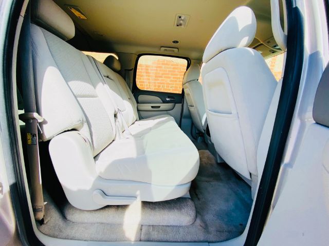 2007 GMC Yukon XL SLT-2 1/2 Ton 2WD | Lubbock, TX | Chaparral Motors - Lubbock 2007 GMC Yukon XL SLT-2 1/2 Ton 2WD | Lubbock, TX | Chaparral Motors - Lubbock