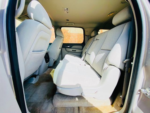 2007 GMC Yukon XL SLT-2 1/2 Ton 2WD | Lubbock, TX | Chaparral Motors - Lubbock 2007 GMC Yukon XL SLT-2 1/2 Ton 2WD | Lubbock, TX | Chaparral Motors - Lubbock