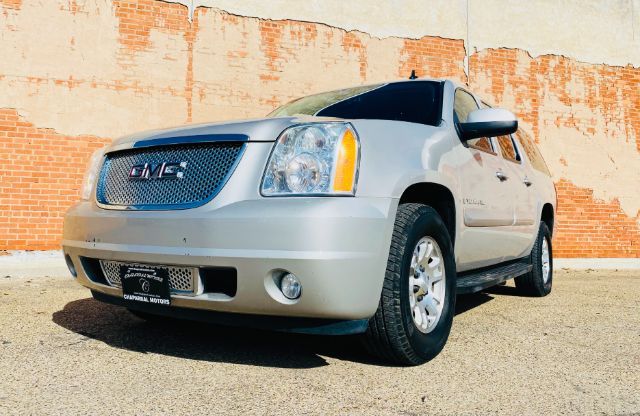 2007 GMC Yukon XL SLT-2 1/2 Ton 2WD | Lubbock, TX | Chaparral Motors - Lubbock 2007 GMC Yukon XL SLT-2 1/2 Ton 2WD | Lubbock, TX | Chaparral Motors - Lubbock