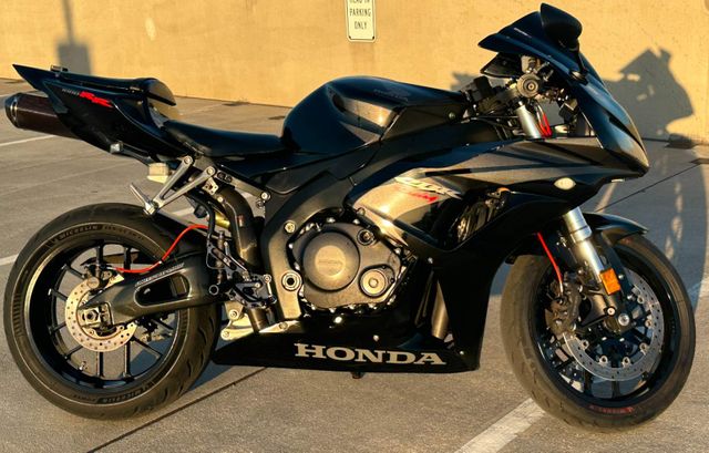 2007 Honda CBR 1000RR | Dania Beach, Florida | Top Gear Inc. 2007 Honda CBR 1000RR | Dania Beach, Florida | Top Gear Inc.
