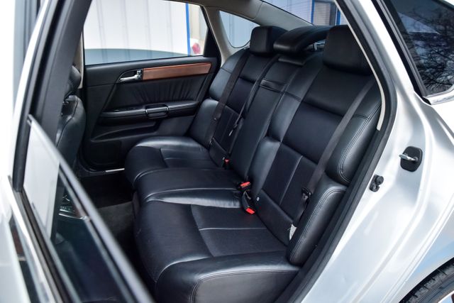 2007 Infiniti M35 x 2007 Infiniti M35 x