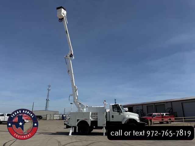 2007 International 7300 4X4 Bucket Truck