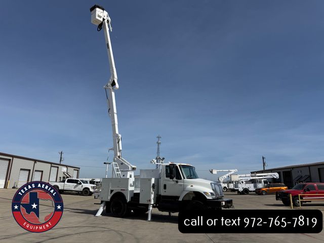 2007 International 7300 4X4 Bucket Truck