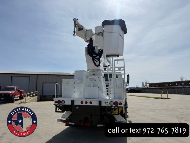 2007 International 7300 4X4 Bucket Truck